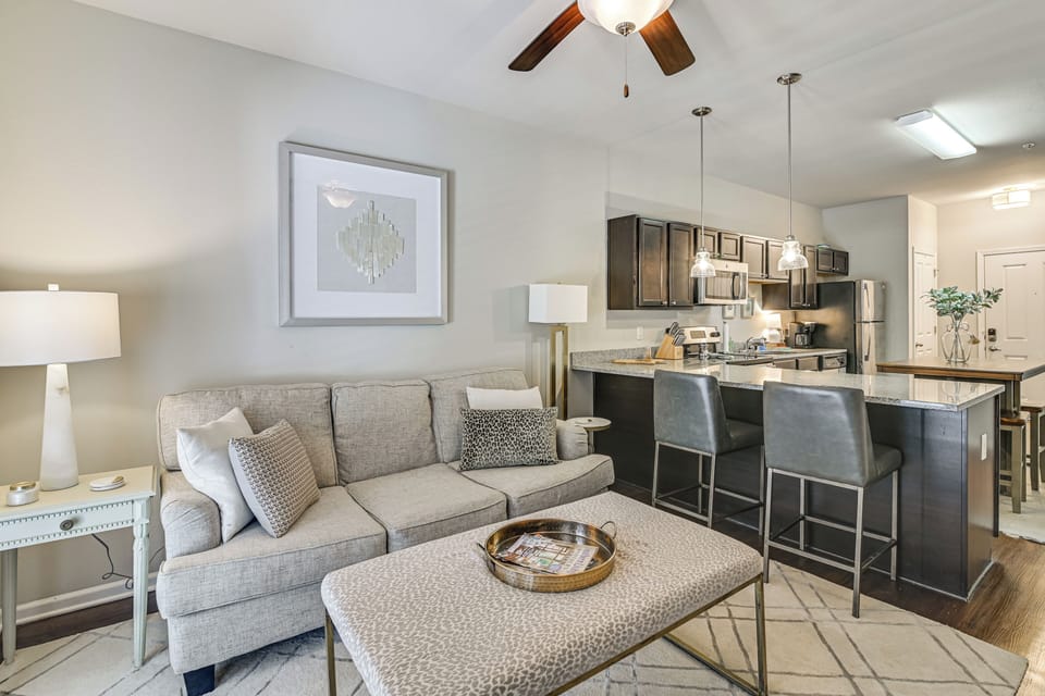 Apartment (2 Bedrooms) | Front of property