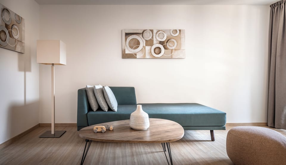Deluxe Suite, 2 Bedrooms, 2 bedrooms, 1 living room | Minibar, in-room safe, desk, blackout drapes