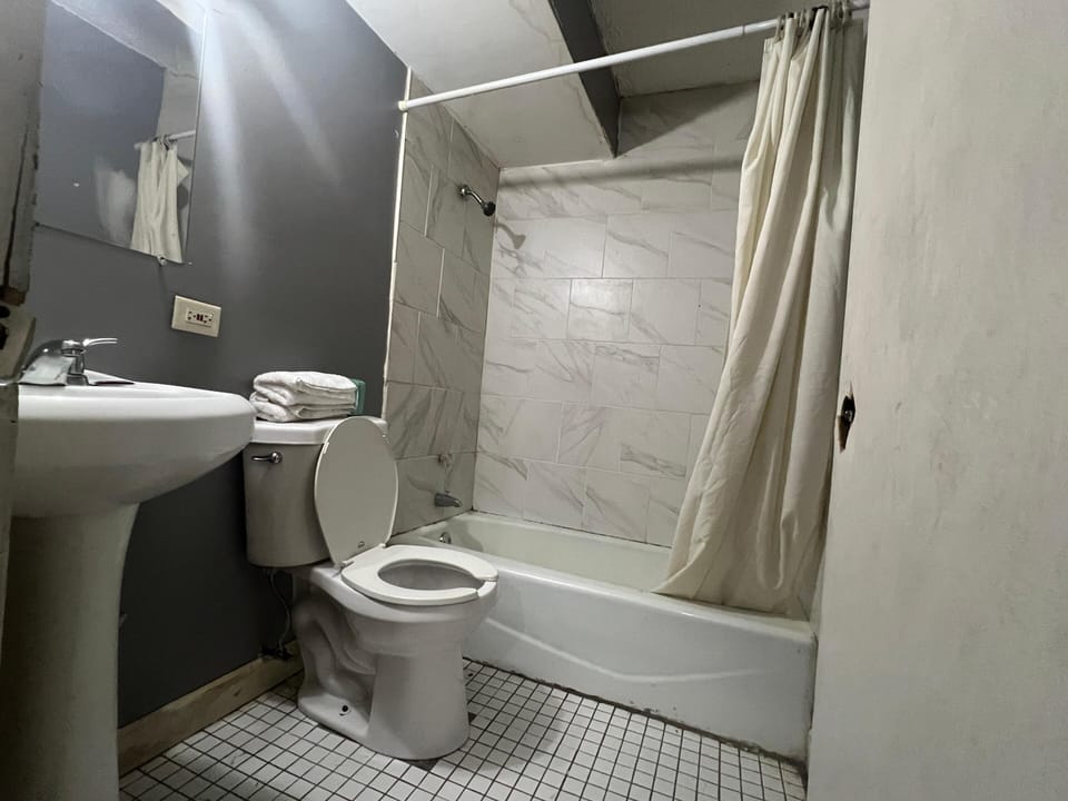 Free toiletries, towels