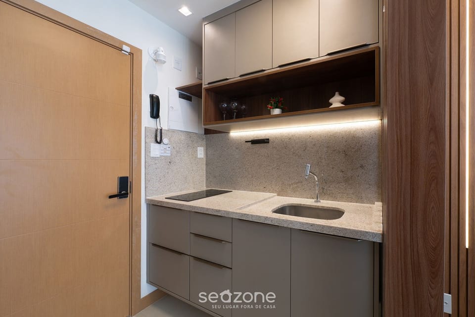 Basic Apartment | Private kitchen