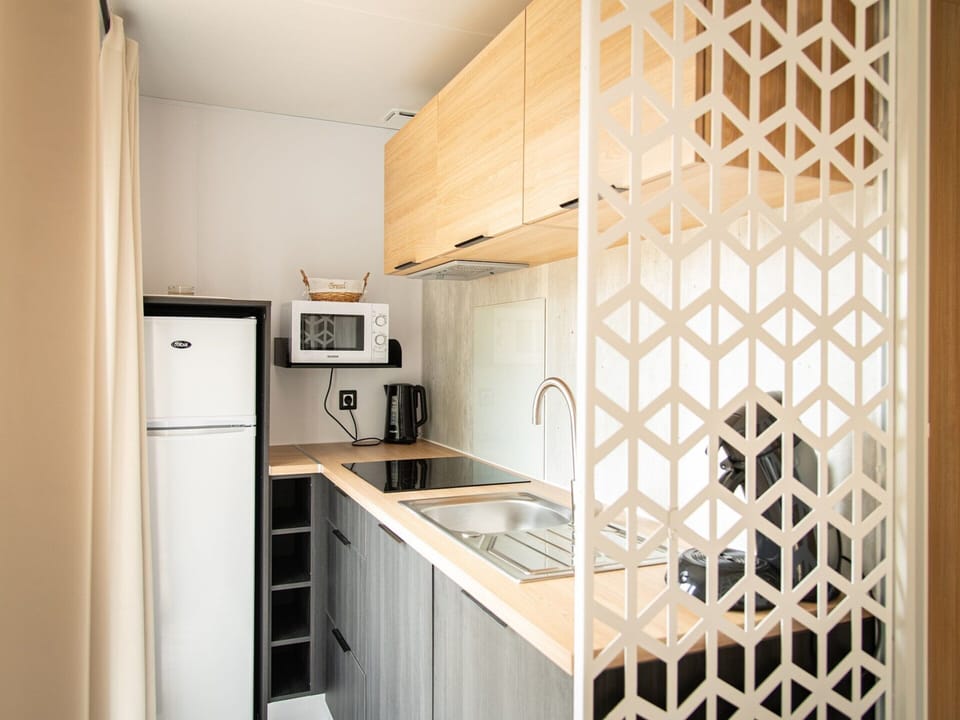 Mobile Home | Private kitchen