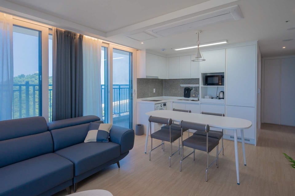 Panorama Suite Ocean View A | Premium bedding, desk, laptop workspace, free WiFi