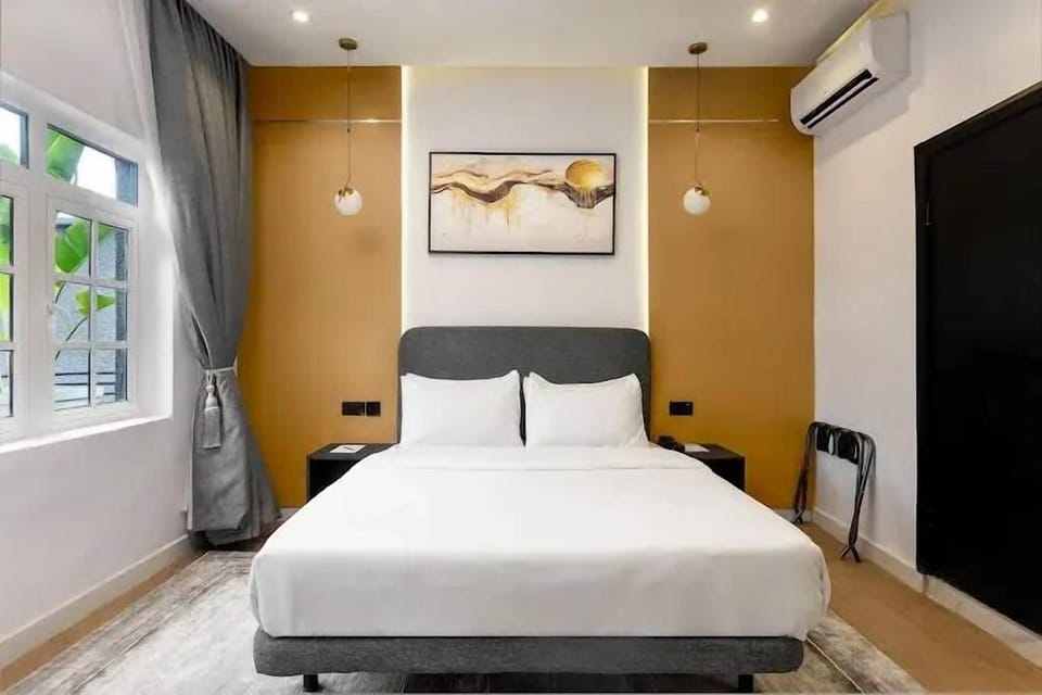 Junior Room, Balcony, City View | Desk, laptop workspace, blackout drapes, soundproofing