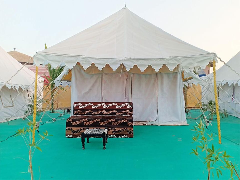 Deluxe Tent