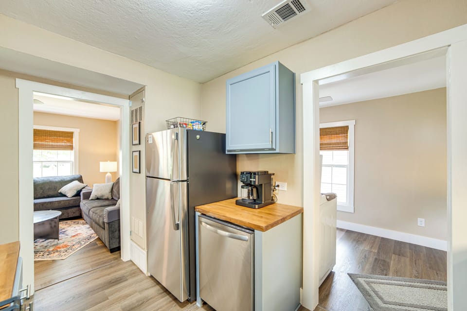 House (2 Bedrooms) | Interior