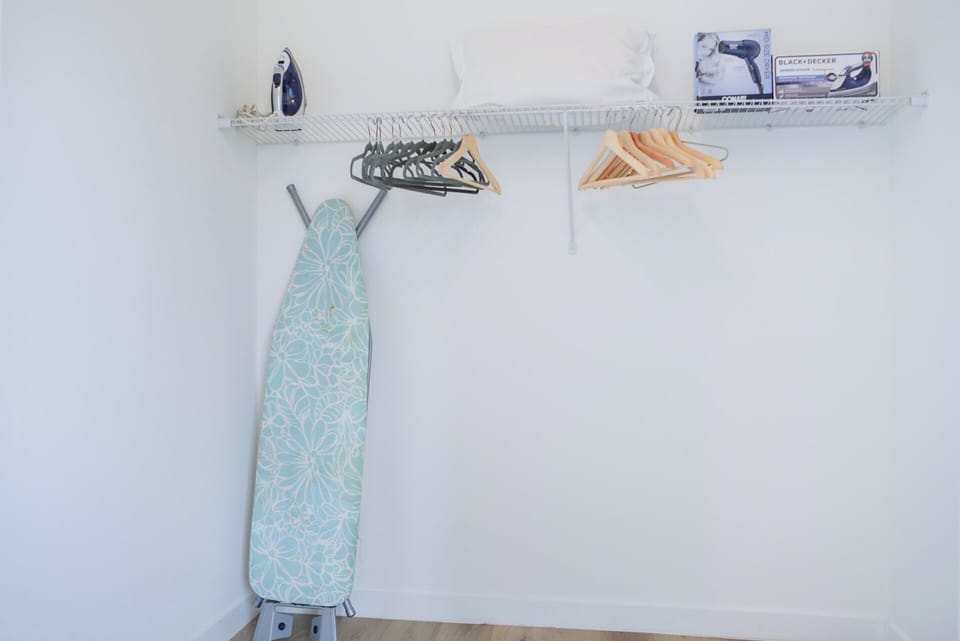 Family Townhome, 3 Bedrooms, Patio | Wardrobe