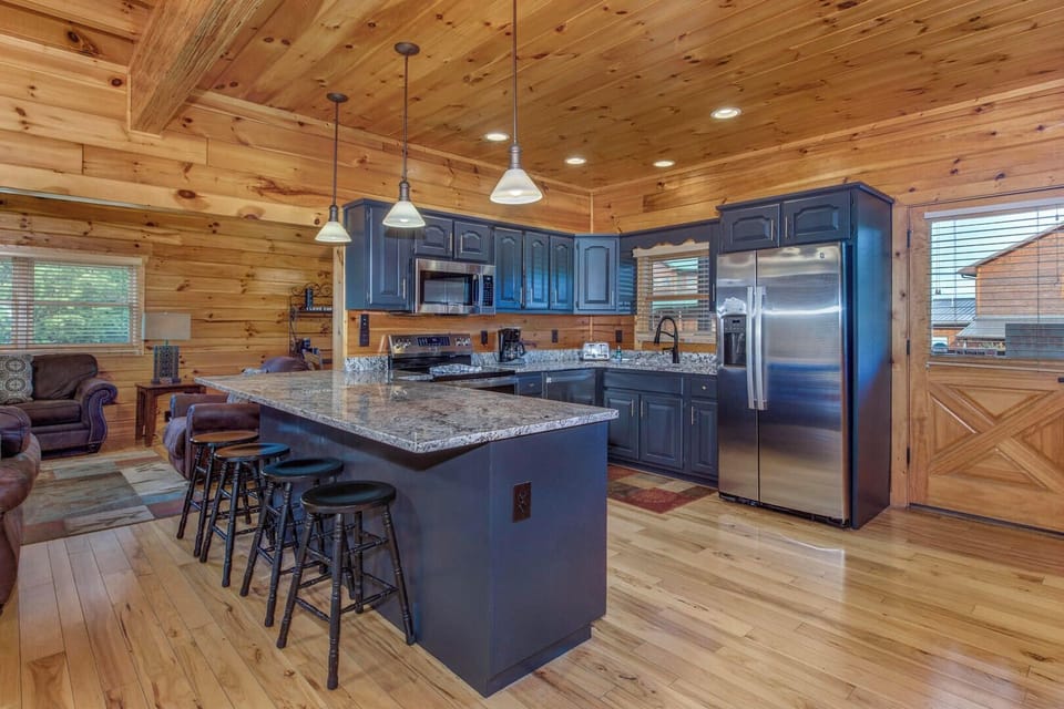 House, Multiple Beds, Kitchen, Mountain View (As Good As It Gets) | Private kitchen