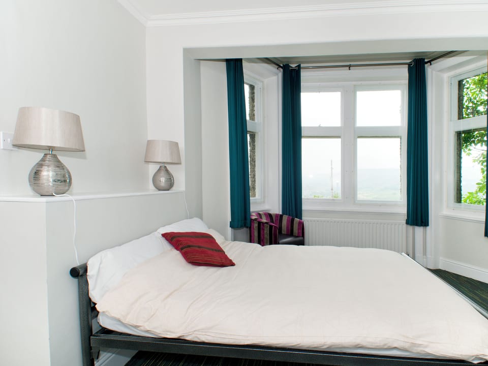 Room (Double Bed Private Ensuite) | Bed sheets