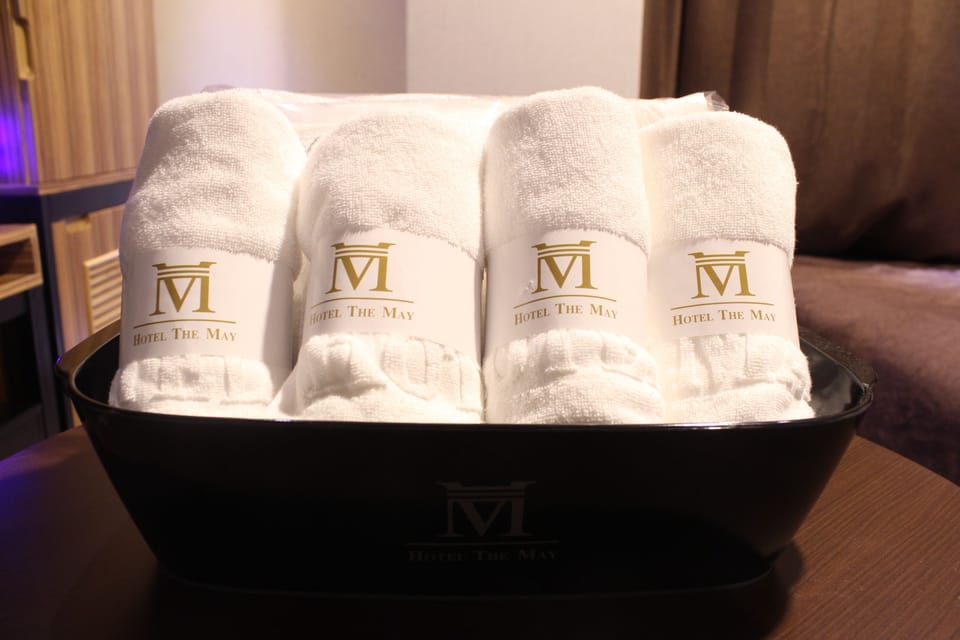 Free toiletries, hair dryer, bathrobes, slippers