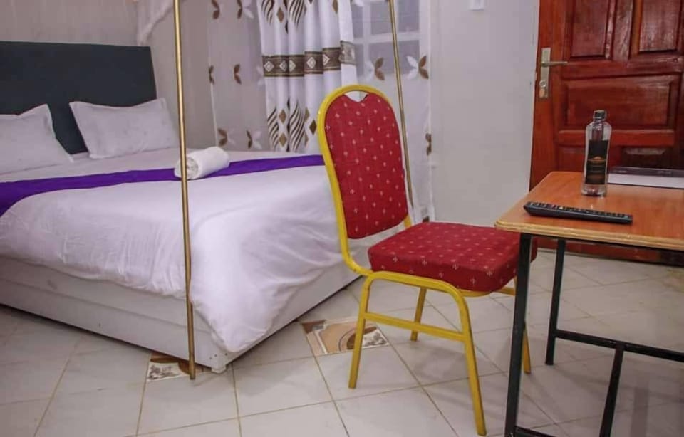 Deluxe Double Room, City View | Free WiFi, bed sheets