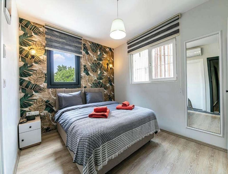Standard Studio | Premium bedding, down comforters, minibar, in-room safe