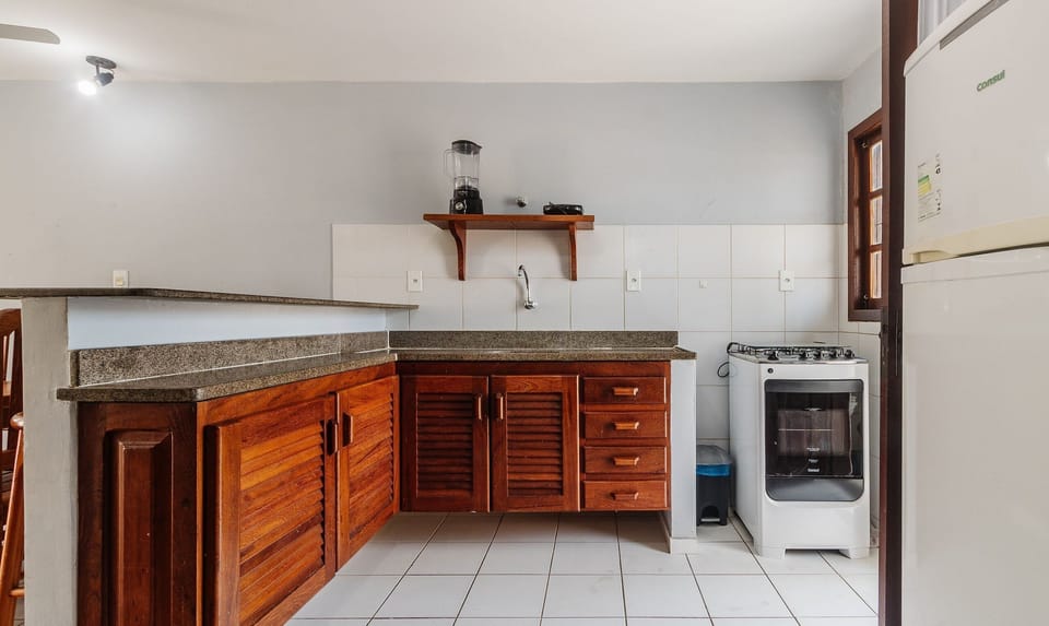 Basic Villa | Private kitchen | Cookware/dishes/utensils