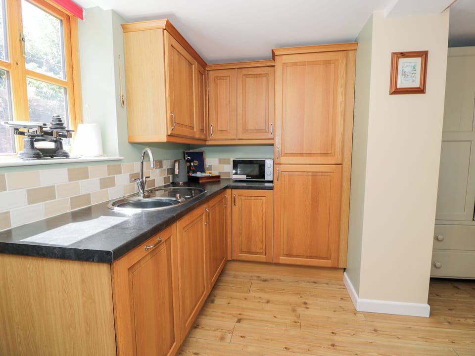 Dishwasher, cookware/dishes/utensils