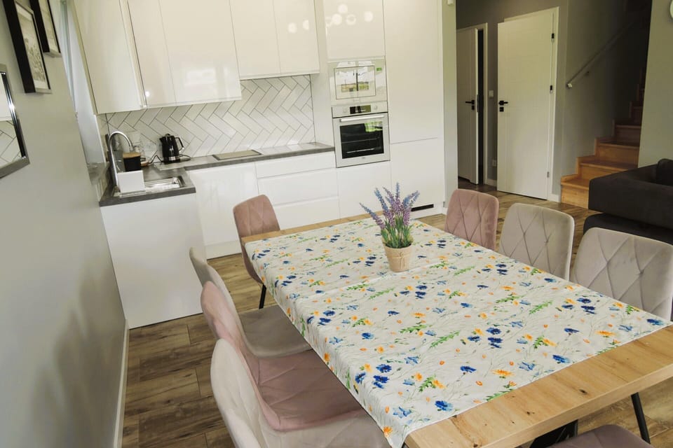 House | Private kitchen | Highchair