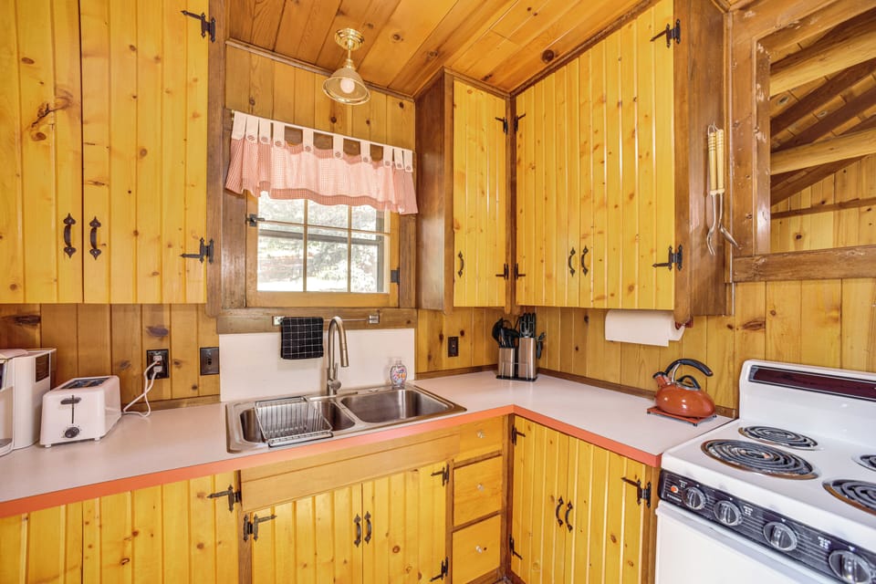 House (2 Bedrooms) | Interior