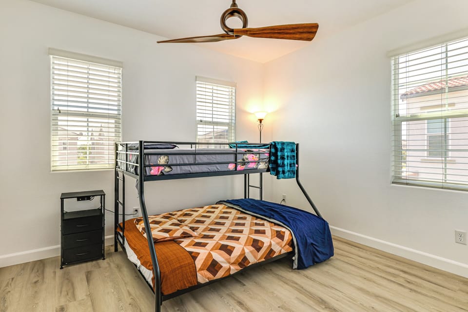 House (4 Bedrooms) | Interior