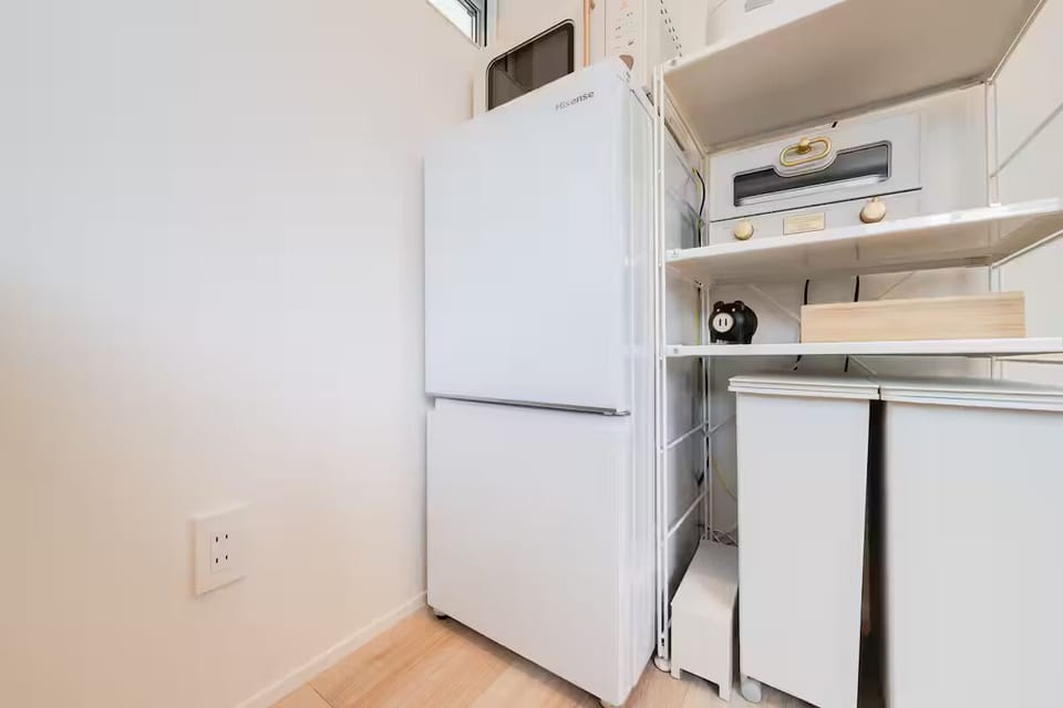 Basic Apartment, City View | Private kitchen