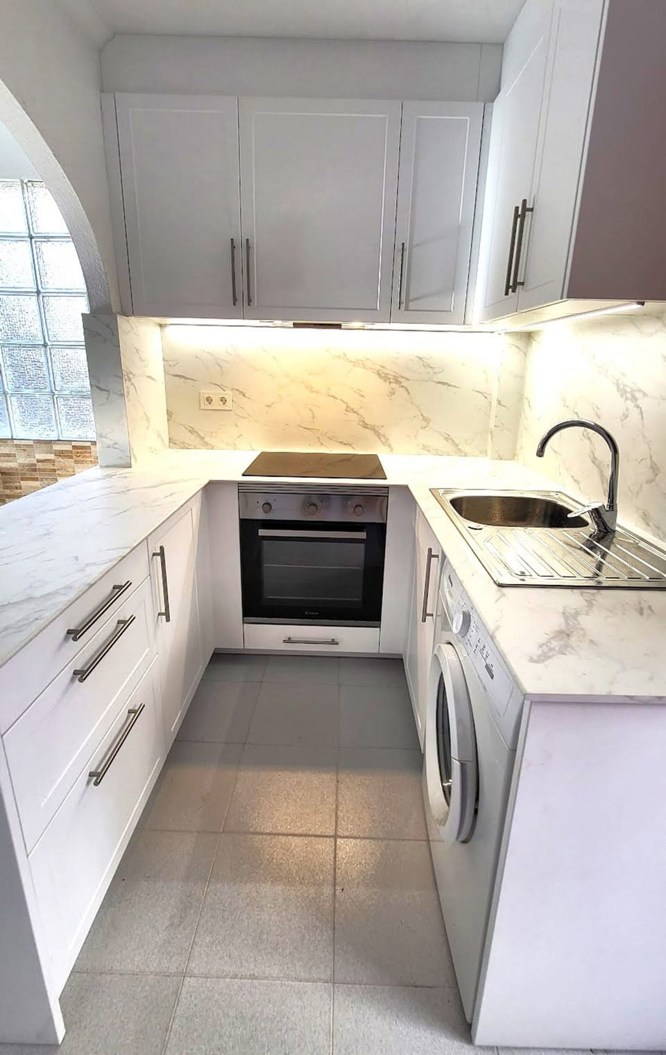 Apartment | Private kitchen