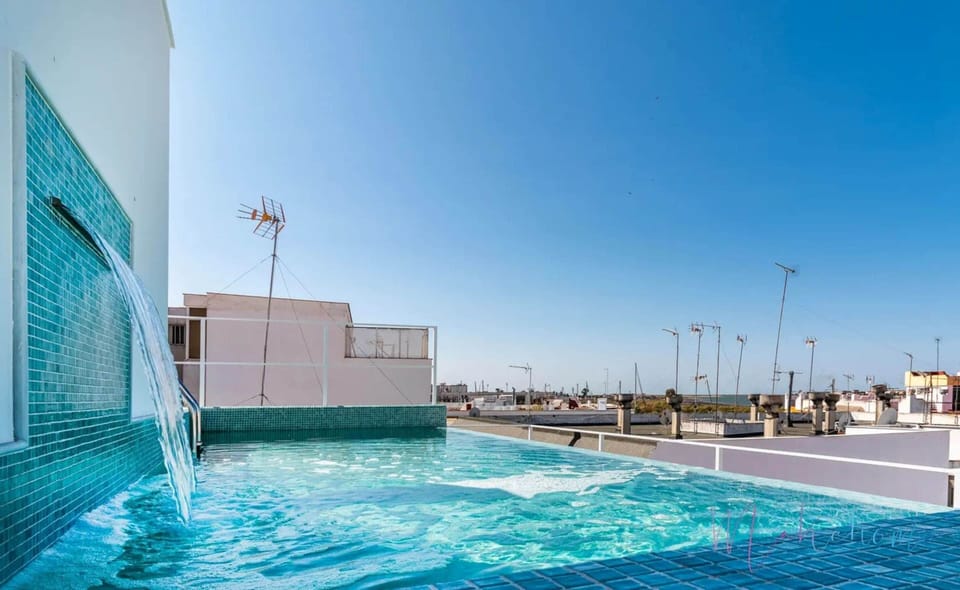 Apartment | Pool | Outdoor pool