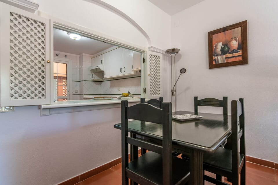 Apartment | Dining
