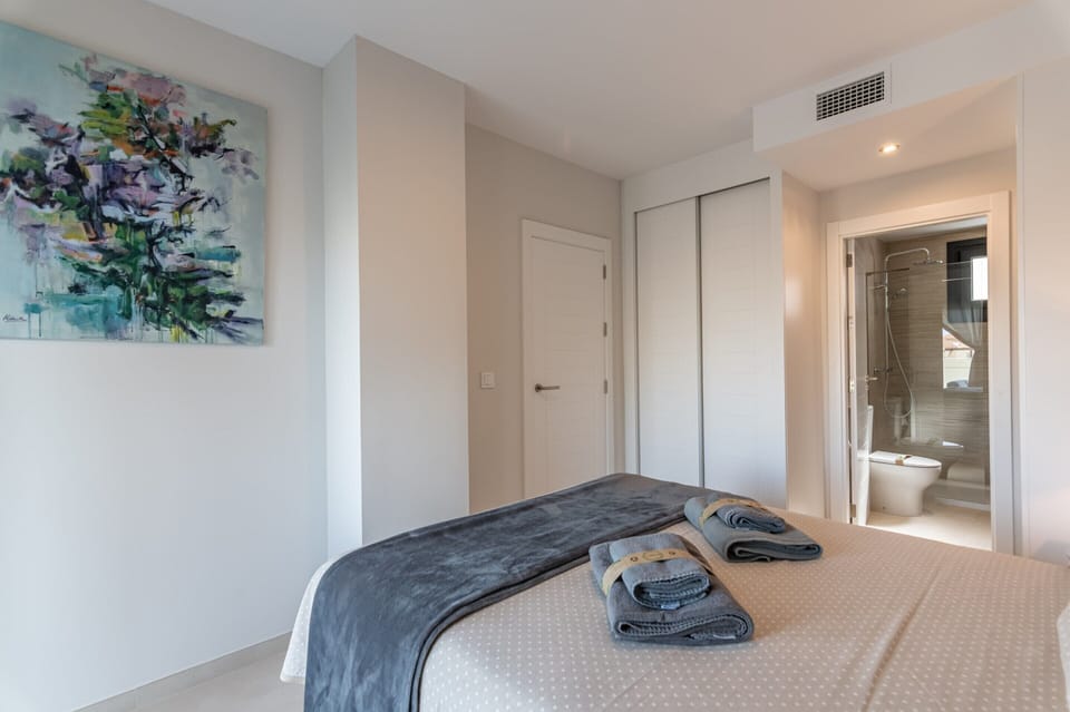 Apartment | 2 bedrooms, iron/ironing board