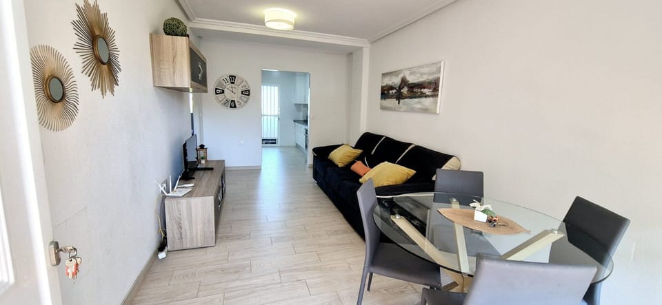 Apartment | Dining