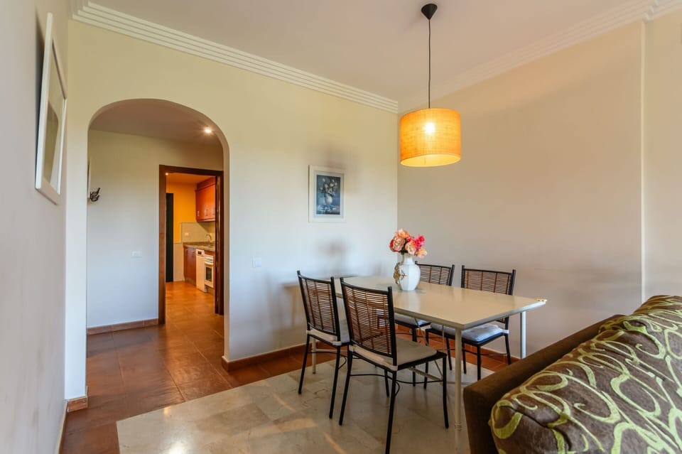 Apartment | Dining