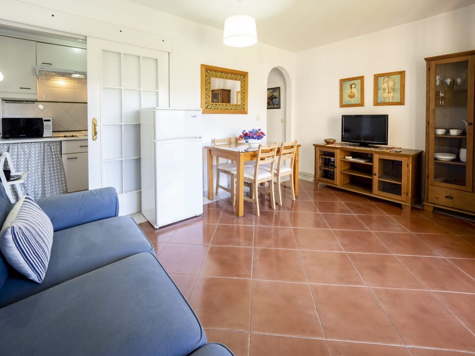 Apartment | Dining