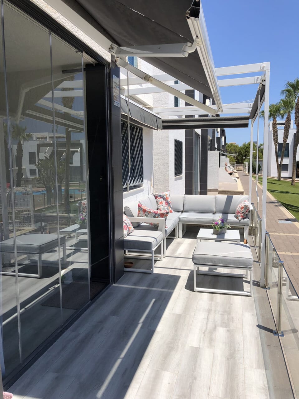 Apartment | Terrace/patio