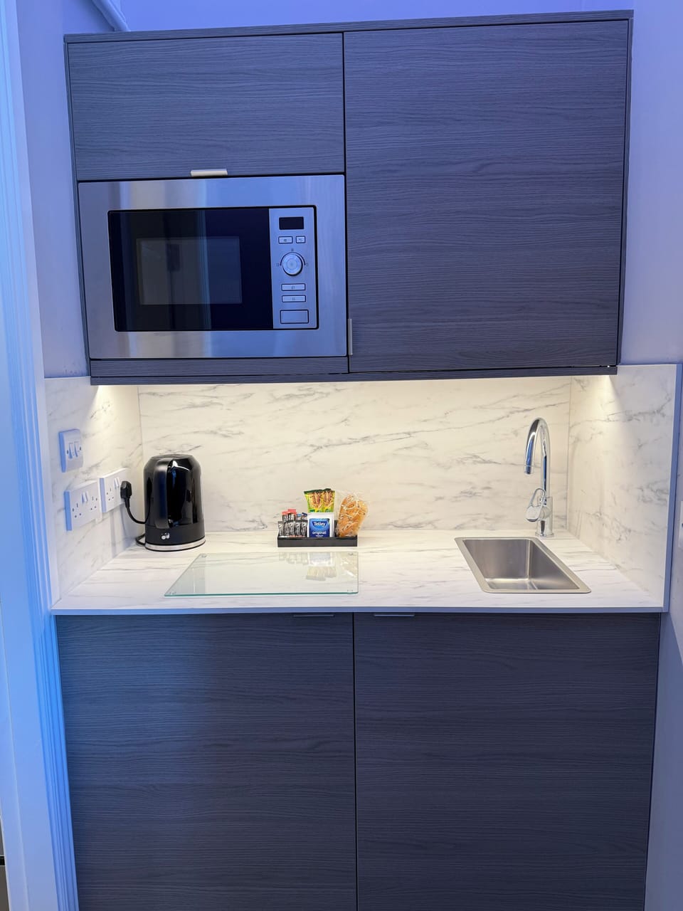 Studio, 1 Bedroom (Master Studio Room) | Hypo-allergenic bedding, iron/ironing board, bed sheets