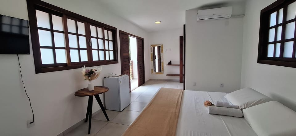 Comfort Double Room, 1 King Bed | Iron/ironing board, free WiFi, bed sheets
