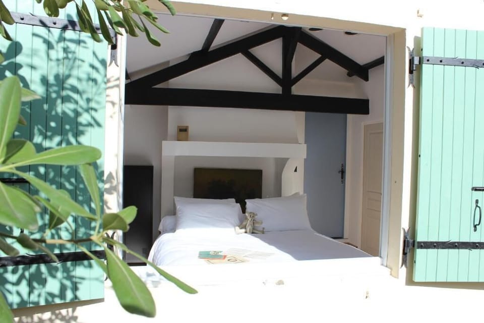 Deluxe Double Room, Patio, Garden View | Blackout drapes, soundproofing, iron/ironing board, free WiFi