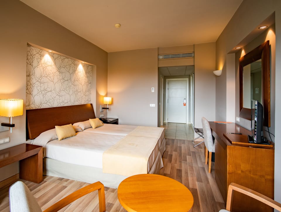 1 bedroom, minibar, in-room safe, desk