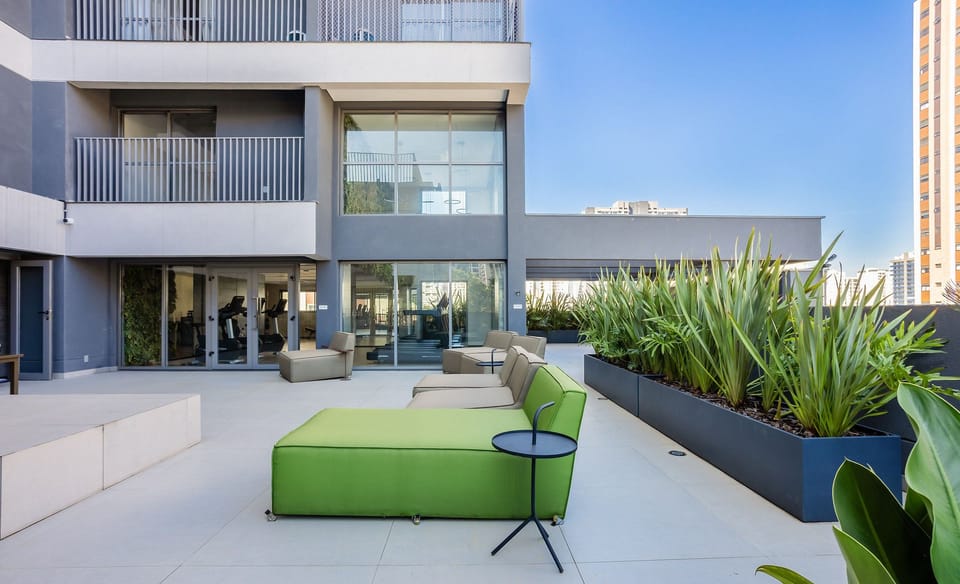 Basic Apartment | Terrace/patio