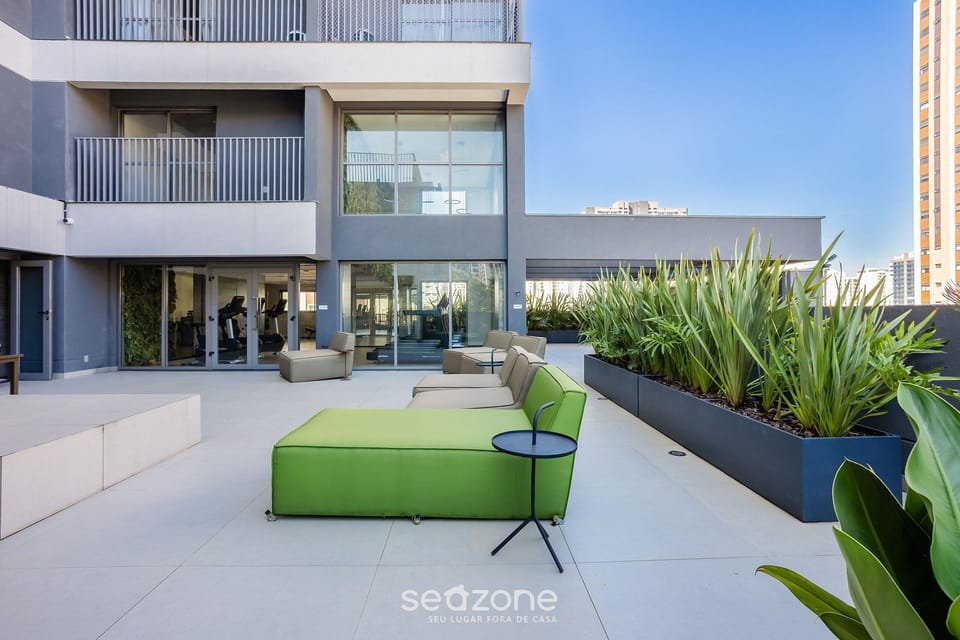 Basic Apartment | Terrace/patio