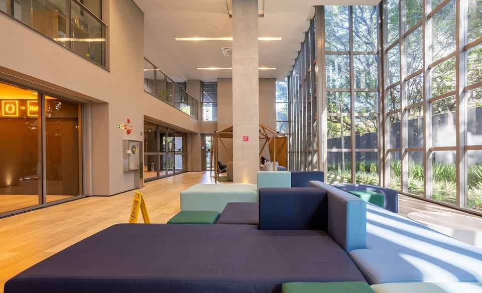Basic Apartment | Lobby