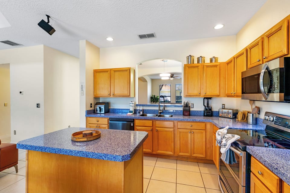 House | Private kitchen | Highchair