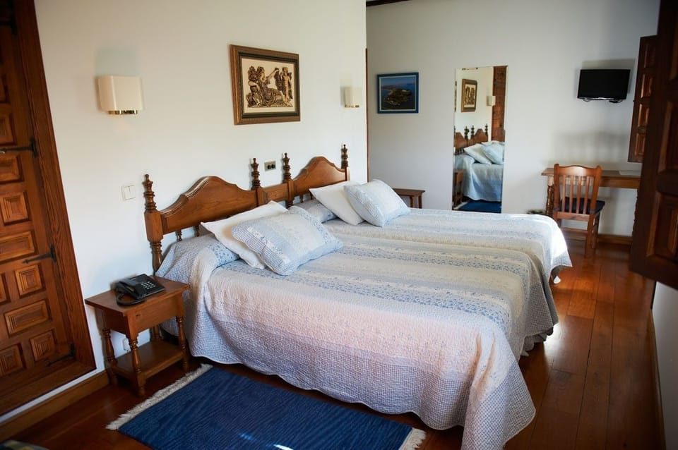 Double Room | Individually decorated, individually furnished, desk, laptop workspace