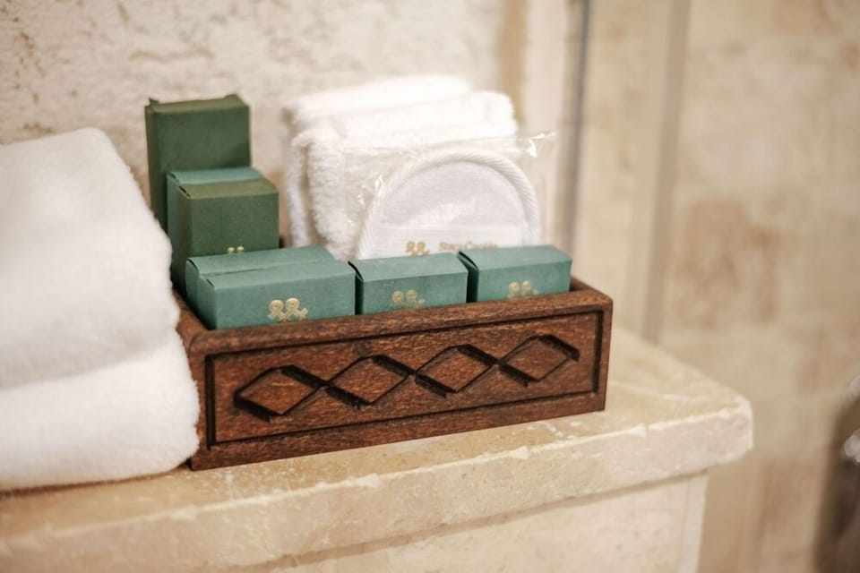 Bathroom amenities