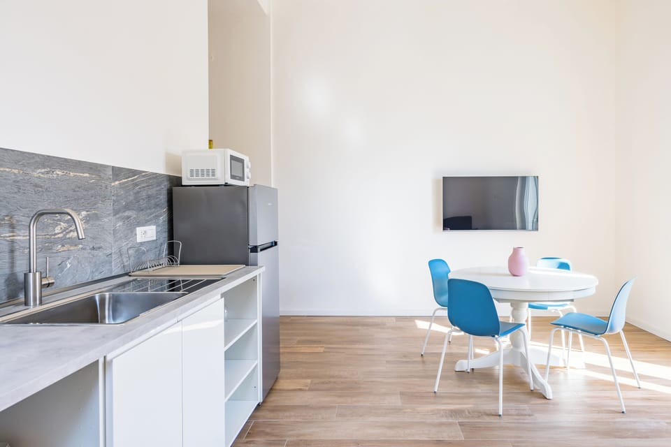 Apartment (2 Bedrooms) | Private kitchenette | Espresso maker
