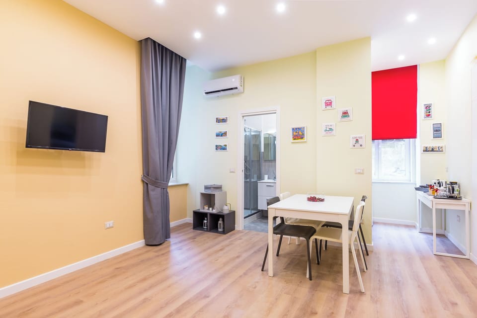 Apartment (1 Bedroom) | Living area | TV