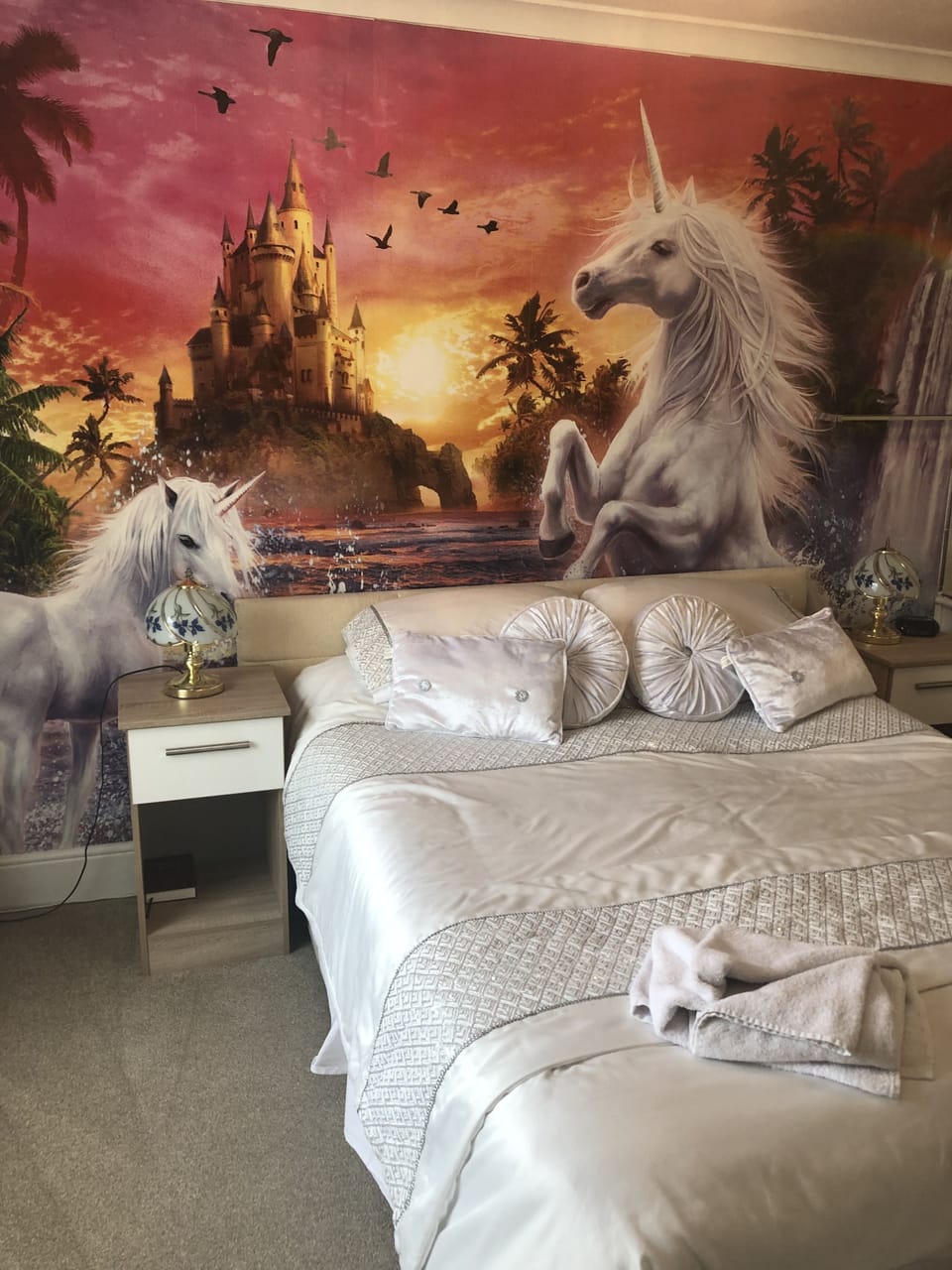 Standard Double or Twin Room | Hypo-allergenic bedding, iron/ironing board, free WiFi, bed sheets