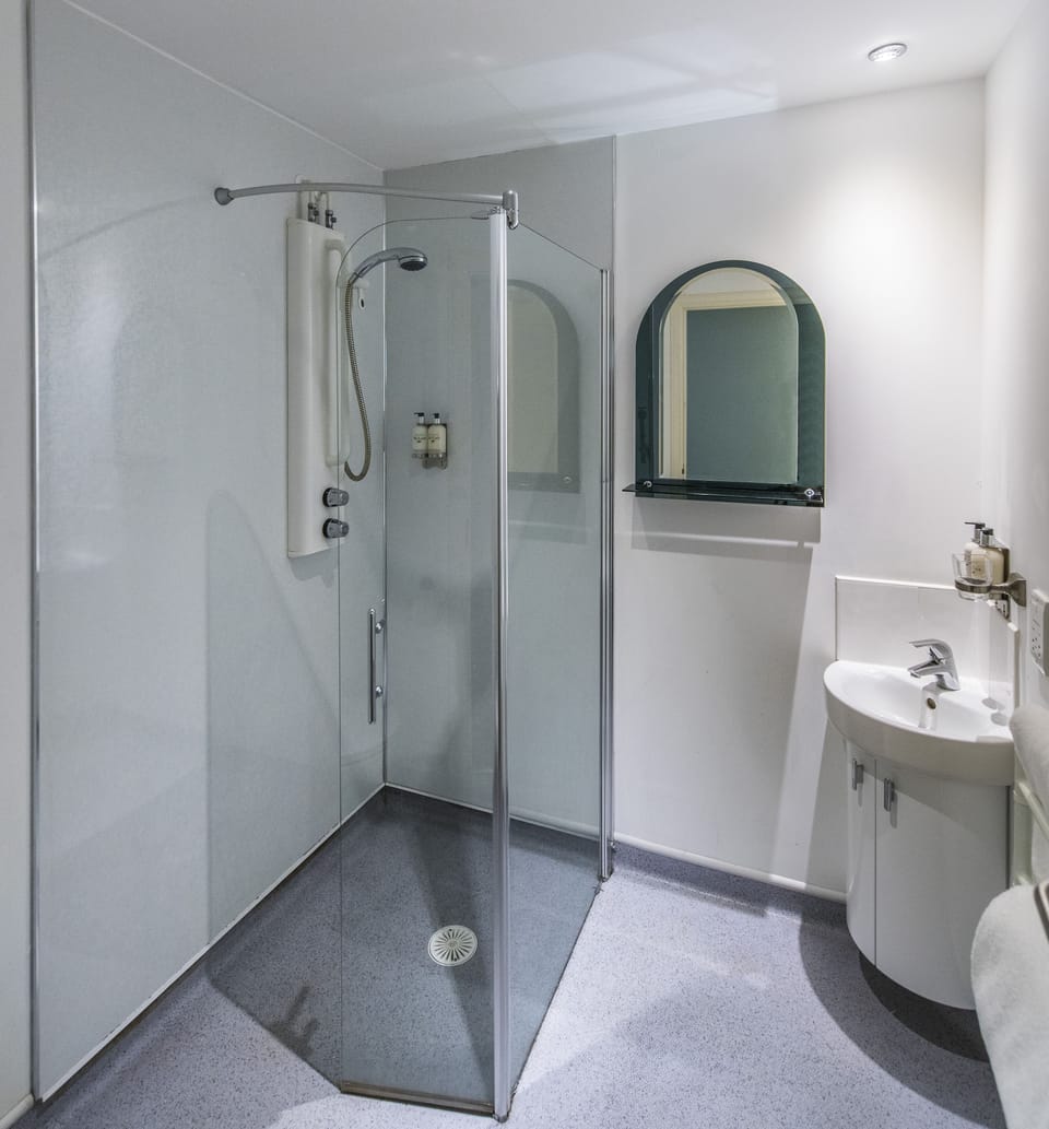 Shower, free toiletries, hair dryer, towels
