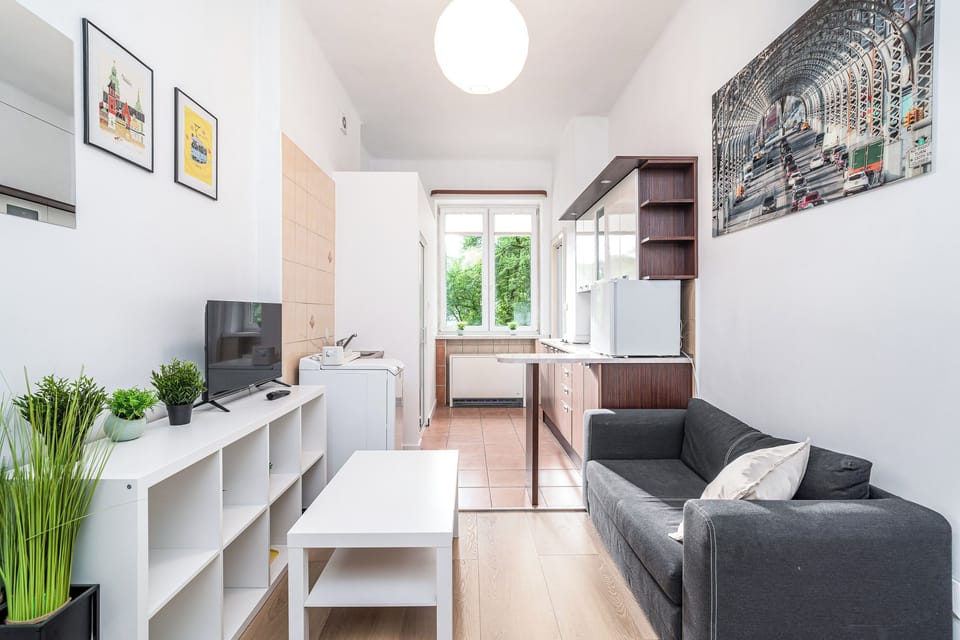 Iron/ironing board, free WiFi