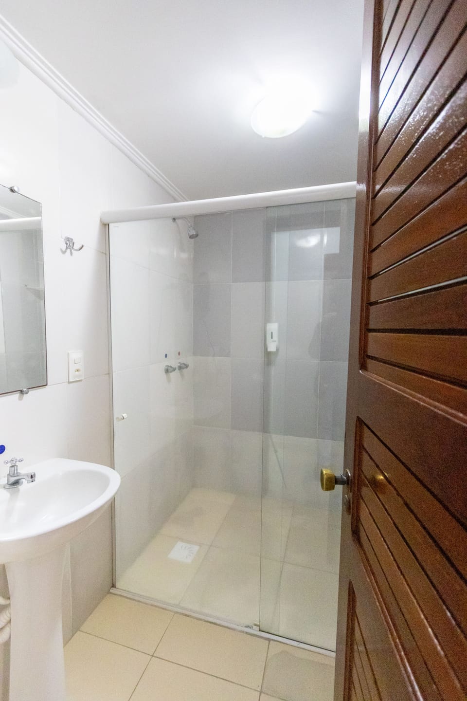 Shower, towels, soap