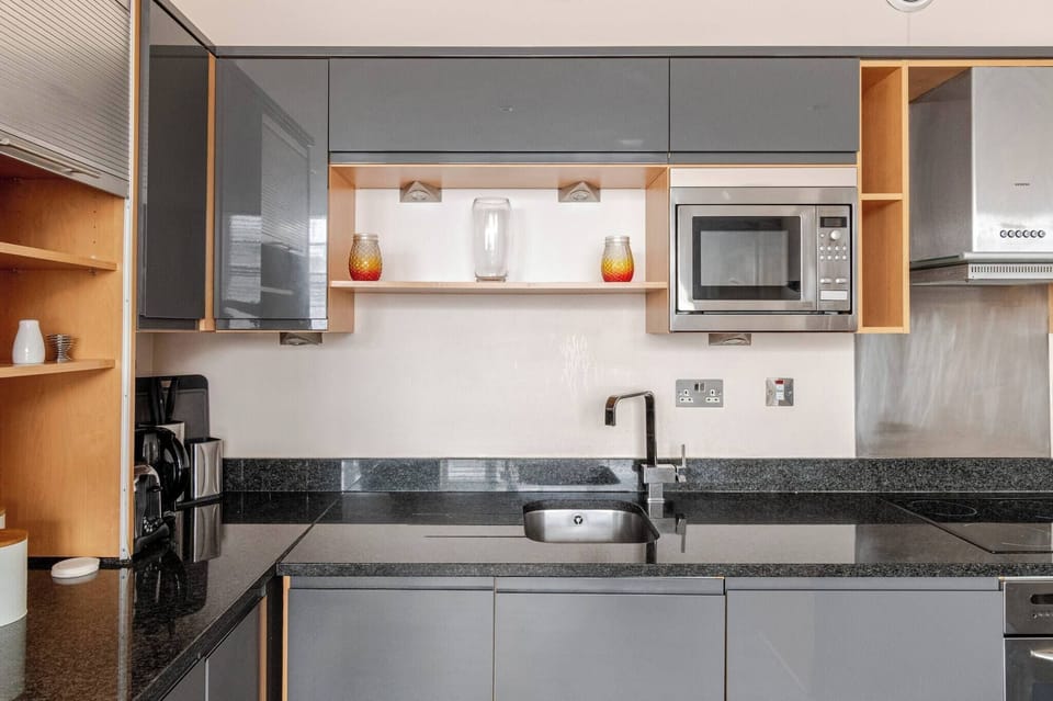 Apartment, 2 Bedrooms, City View | Interior