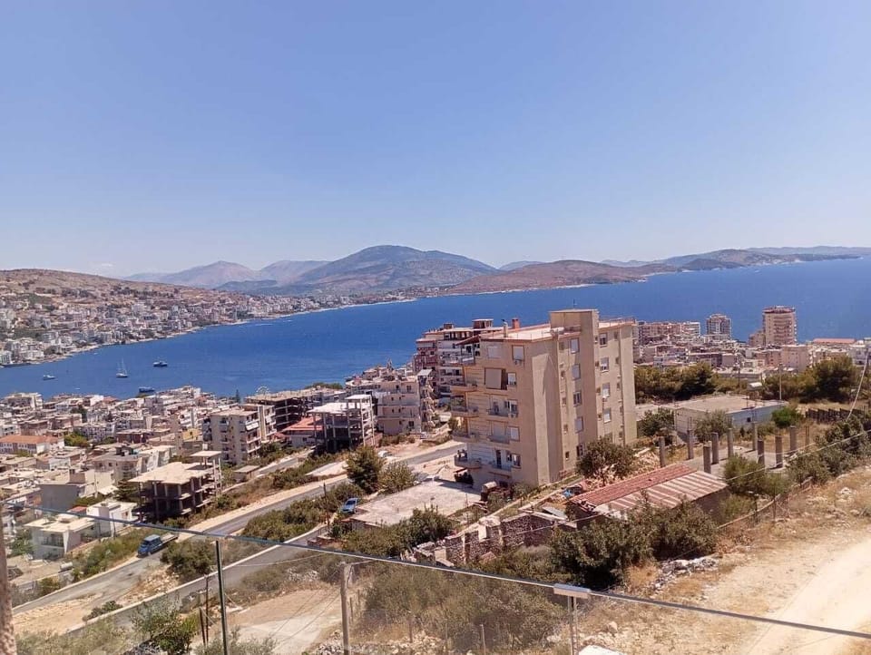 Brian's Rooms Hotel in Sarandë