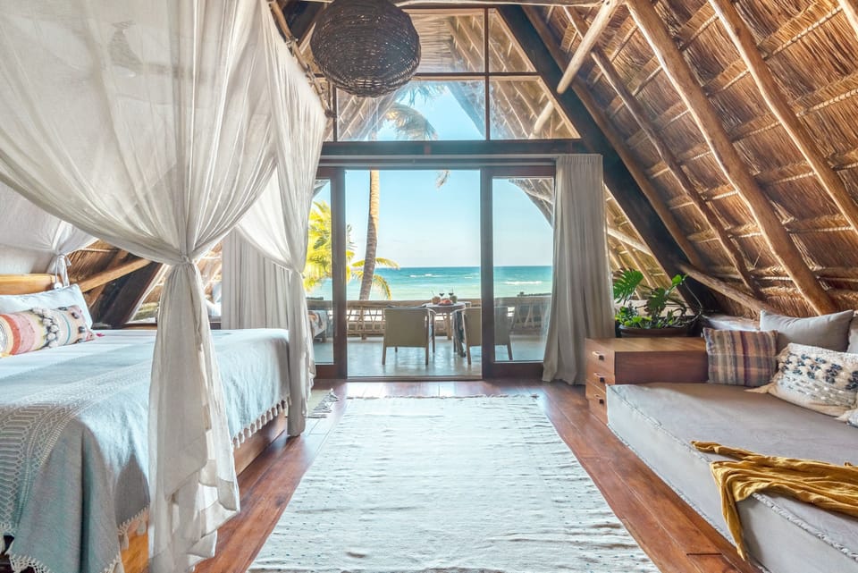Master Suite Oceanfront Top level | View from room