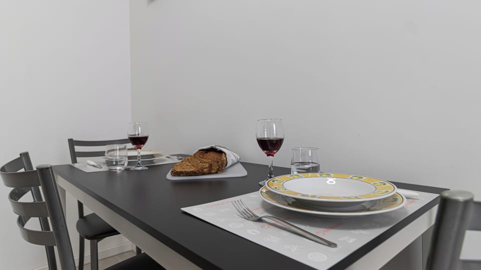 Apartment (1 Bedroom) | Interior