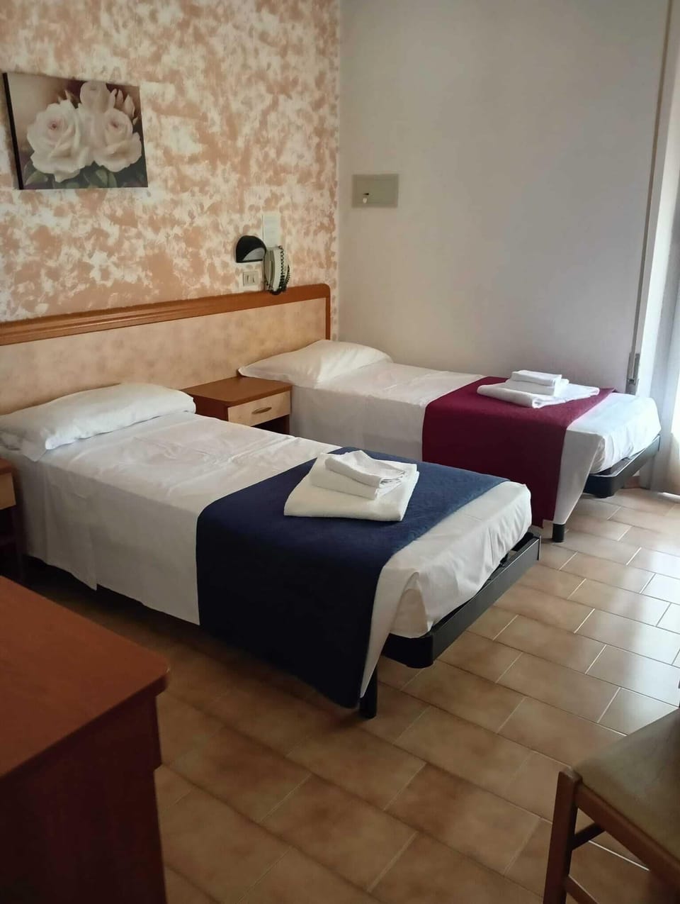 Basic Double Room, City View | Desk, free WiFi